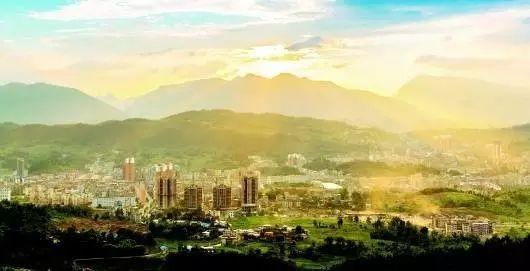 全国 200 个小城上榜,贵州道真入围“百佳深呼吸小城”