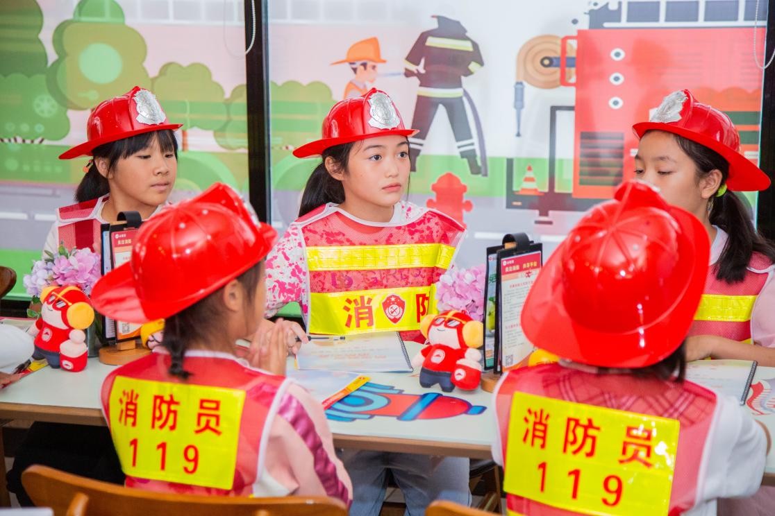 来打卡!贵州迎来首家必胜客消防主题教育餐厅