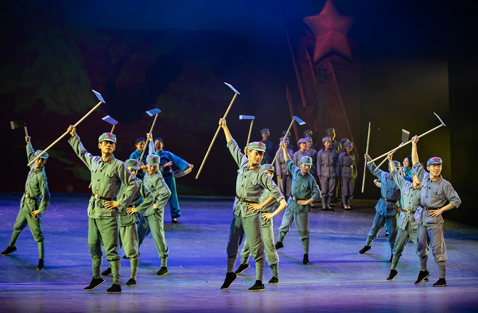 赓续红色血脉——大型歌舞诗剧《颂军魂》精彩上演