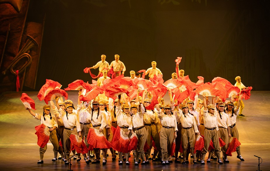 赓续红色血脉——大型歌舞诗剧《颂军魂》精彩上演