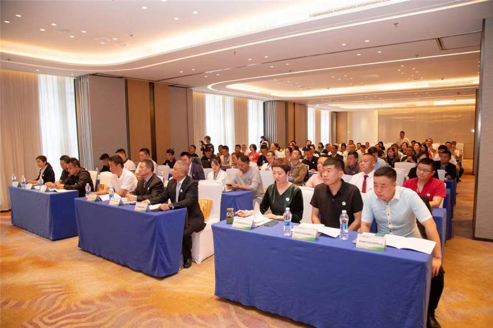 贵阳粮油企业商会成立大会暨第一次会员大会在贵阳举行-2