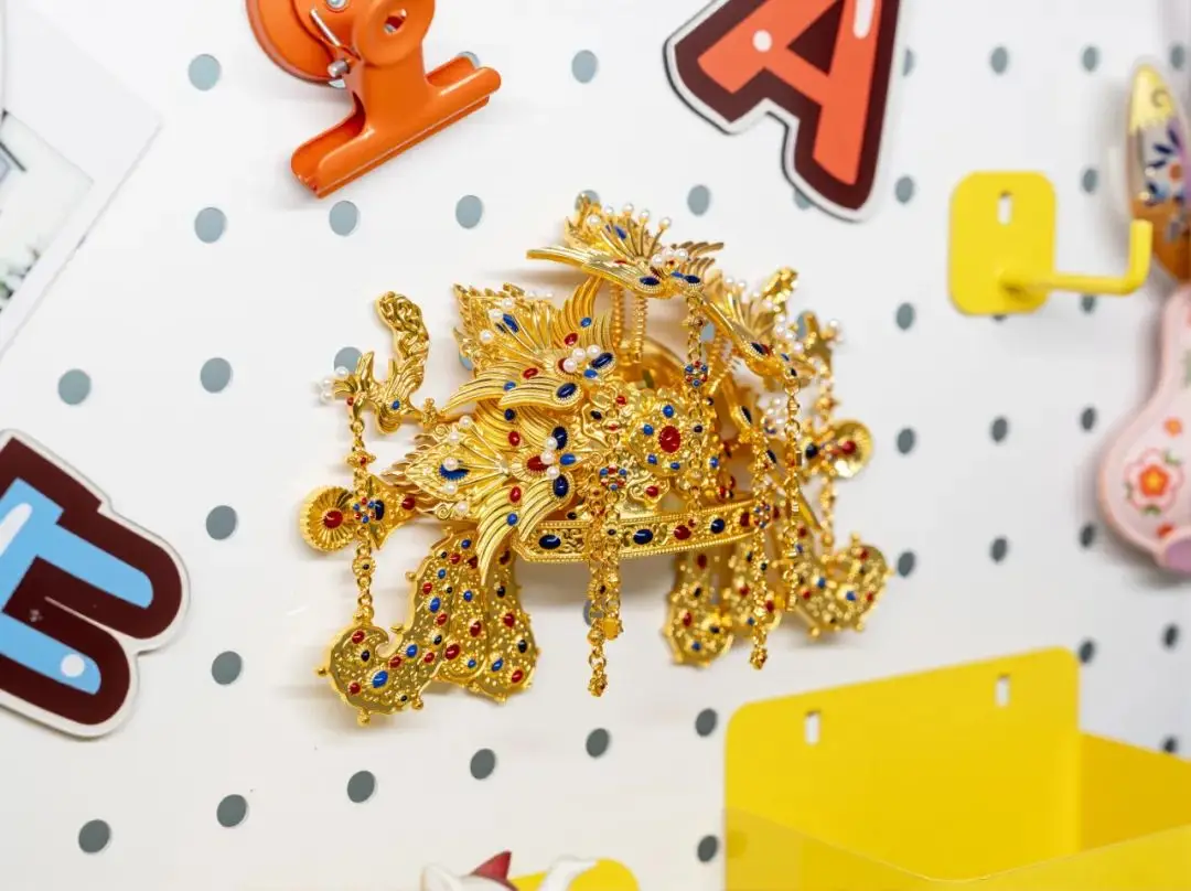 全国首批限量仅5000套“非遗凤冠”立体冰箱贴6.18全网震撼开售！-7