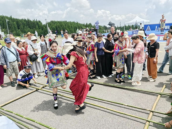 六盘水梅花山景区举办2025避暑季活动-2