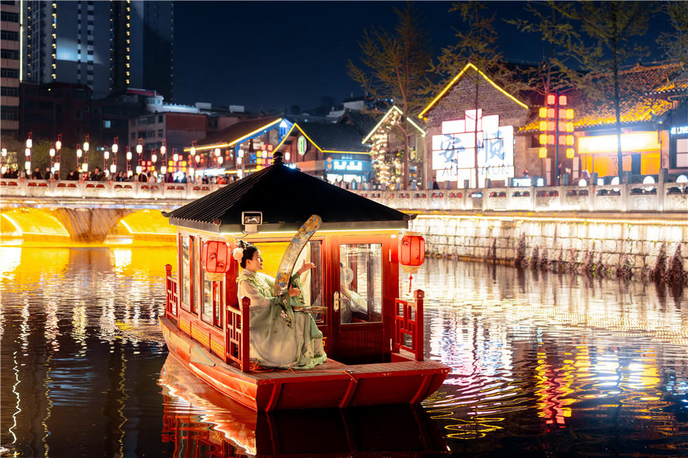 六百年屯堡遗韵·21℃凉爽邀约 安顺市第十一届旅游产业发展大会精彩开幕-13