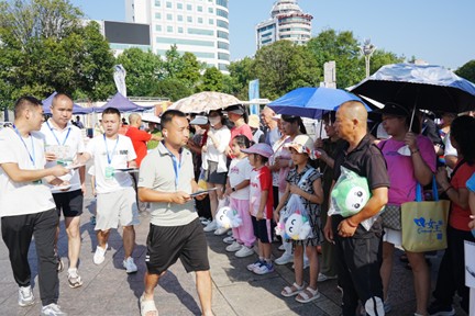 逐梦奥运·黔家同乐——2025年黔东南州社区运动会暨“家奥会”温情启幕-12